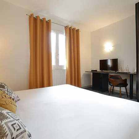 Ξενοδοχείο Novalaise Plage 2*