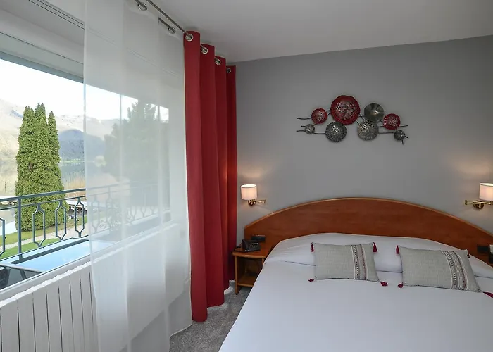 Novalaise Plage Hotell