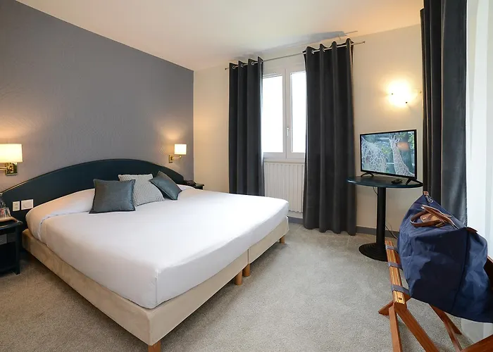 Novalaise Plage Hotell