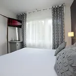 Hotel Novalaise Plage 2*