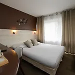 Novalaise Plage Hotel