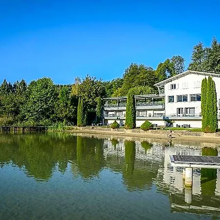 Hotel Novalaise Plage 2*