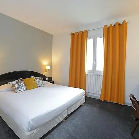 Hotel Novalaise Plage 2*