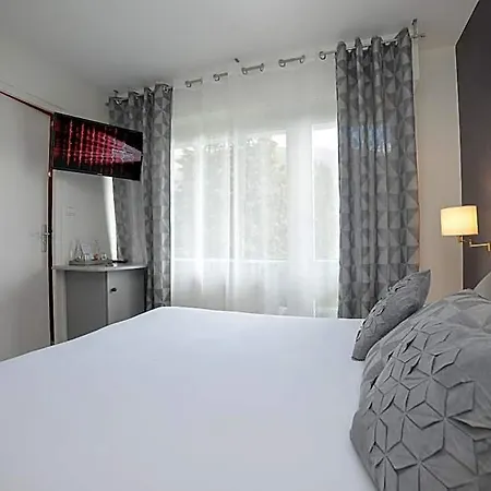 Hotel Novalaise Plage