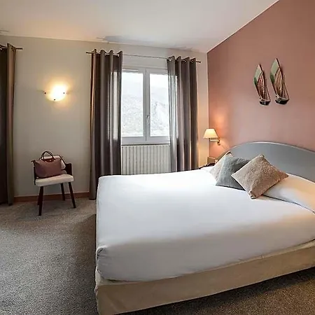 Hotel Novalaise Plage 2*