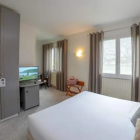 Hotel Novalaise Plage