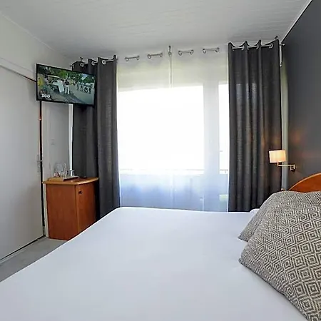 Novalaise Plage Hotel Novalaise