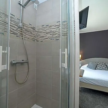 Hotel Novalaise Plage