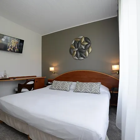 Novalaise Plage Hotel Novalaise