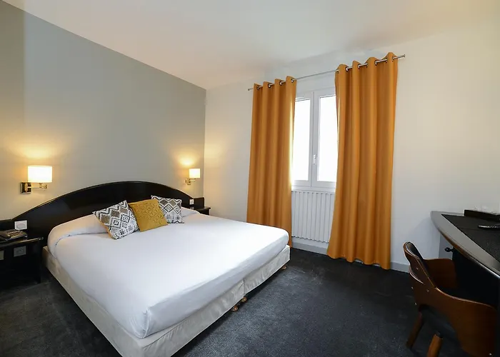Hotell Novalaise Plage