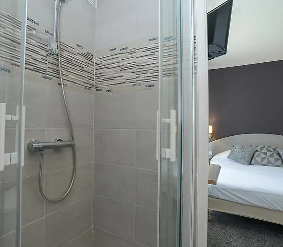 Hotell Novalaise Plage 2*