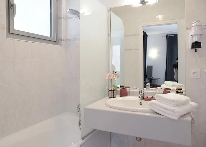 Novalaise Plage Hotell